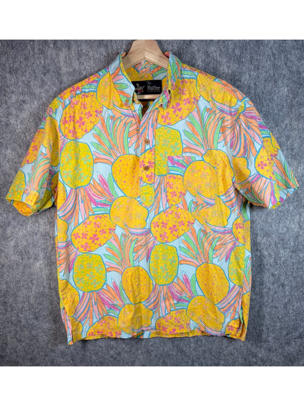 Chubbies The Nutter Mens Shirt Pineapple Medium - Made In USA